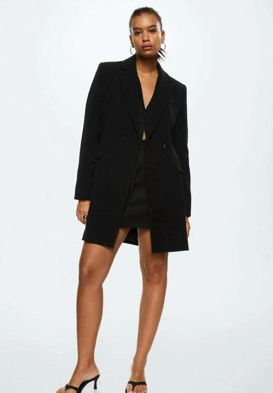 Clothing * | Mango Sugus Short Coat Schwarz