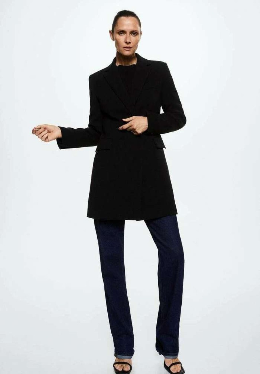 Clothing * | Mango Sugus Short Coat Schwarz