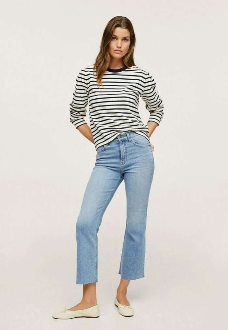 Clothing * | Mango Sienna Flared Jeans Mittelblau