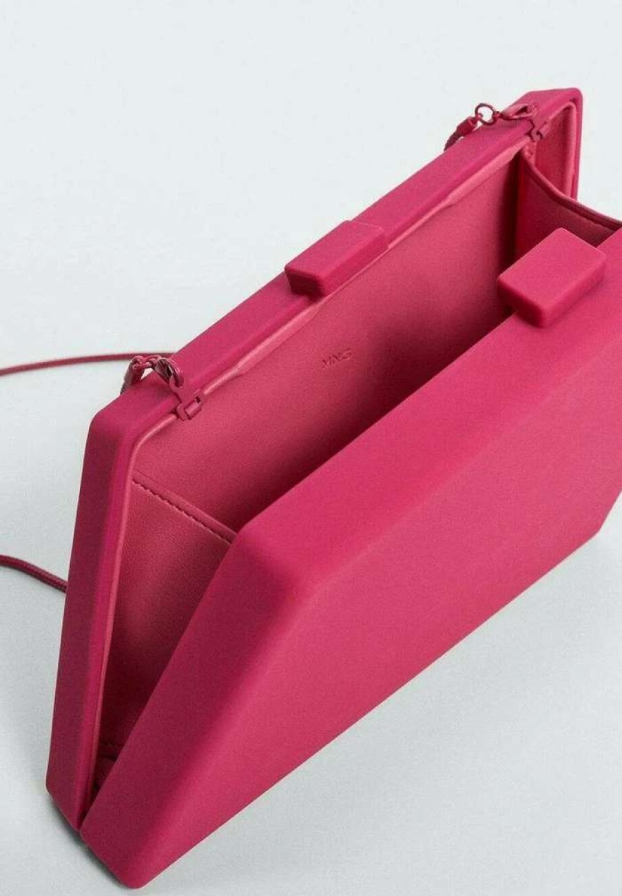 Accessoires * | Mango Solid Clutch Fuchsia