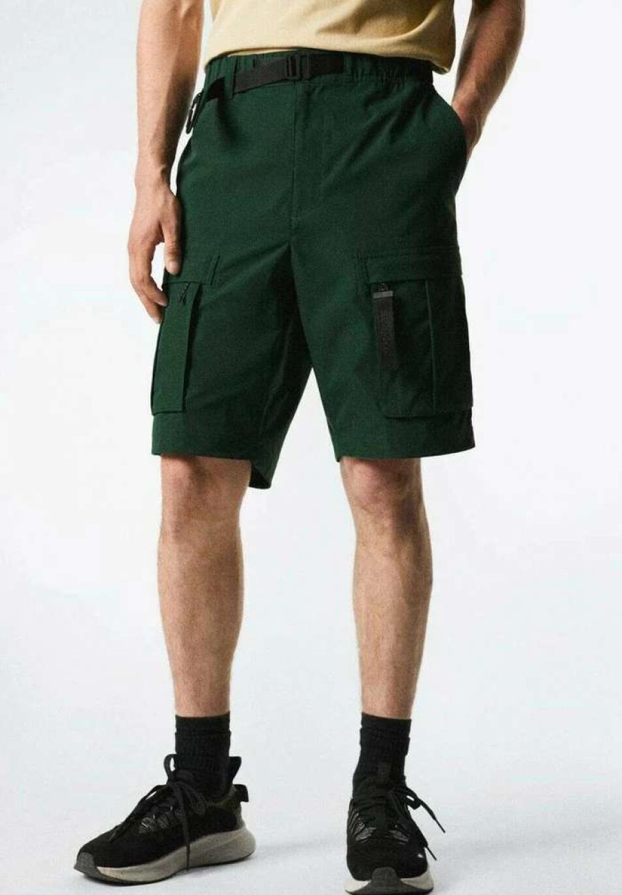 Clothing * | Mango Shorts Grun