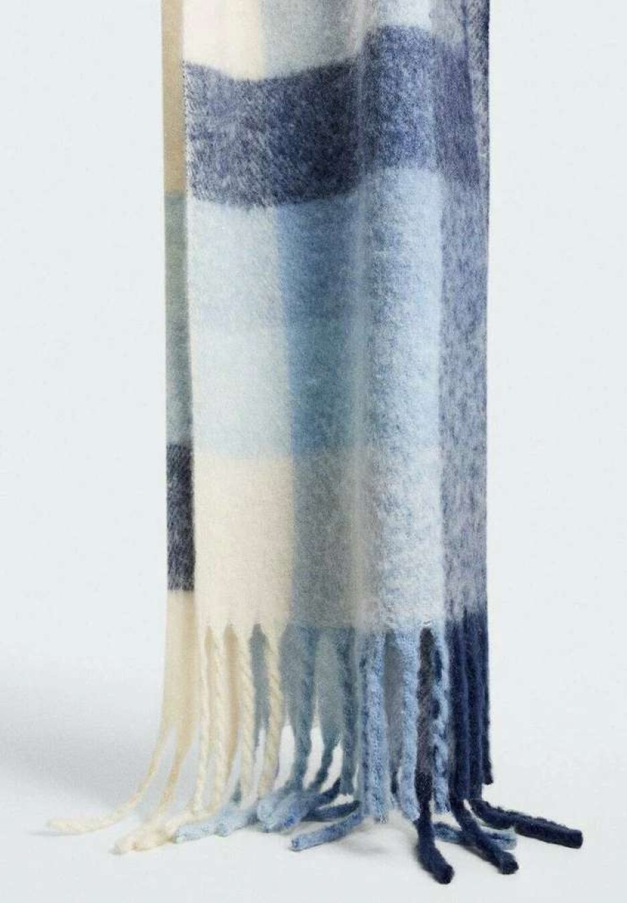 Accessoires * | Mango Elle Scarf Bleu Ciel